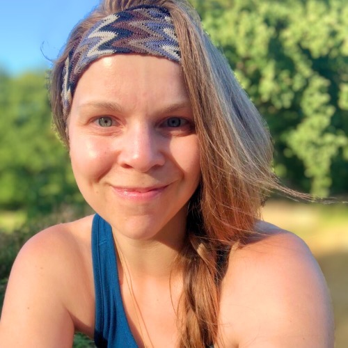 Daniela Schröder im Yoma Studio Tornesch - Kreis Pinneberg