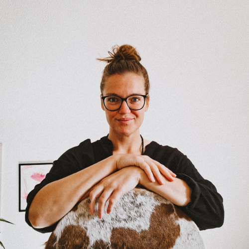 Joline Betker im Yoma Studio Tornesch - Kreis Pinneberg